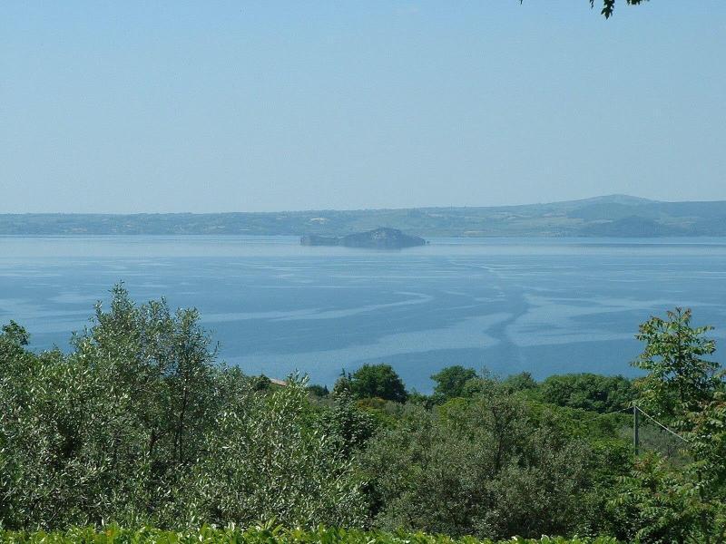 La Riserva Montebello Bolsena Luaran gambar