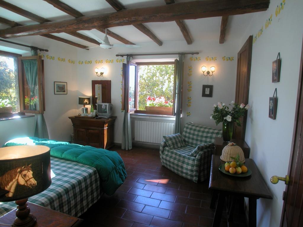 La Riserva Montebello Bolsena Bilik gambar
